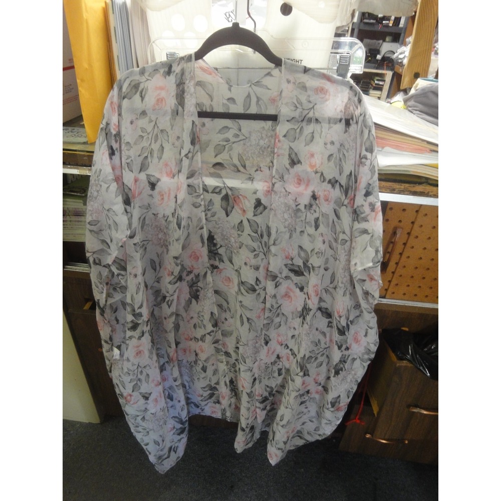 Style 5 pastel flower flowy open cover up duster or‎ tie up for top ONE Size NWT